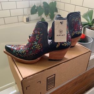 Ariat Dixon Floral